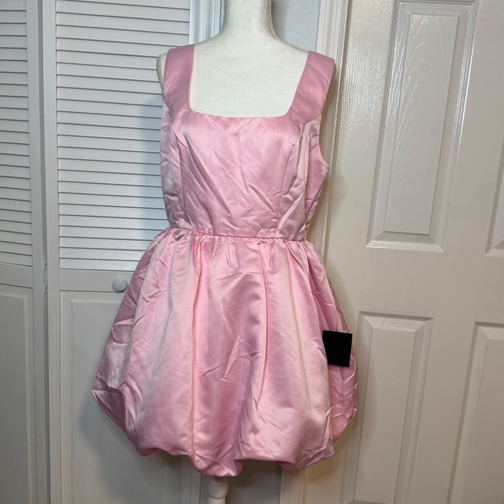 Lulus Pink Satin Bubble Hem Mini Dress Square Neck Sleeveless XL NWT - Picture 4 of 8